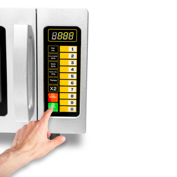 Panel de control del HOMIC-09D con botones digitales y pantalla LED