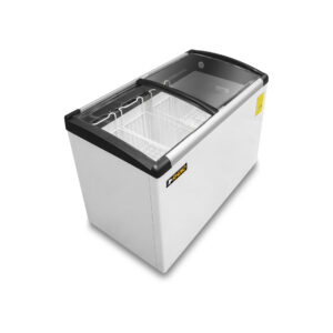 Vista superior de congelador RHINO CONGECRI-10C con tapa de cristal curvo y canastillas