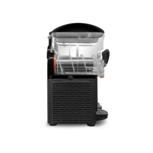 Vista posterior de granizadora Rhino MAGRA-3T para uso comercial